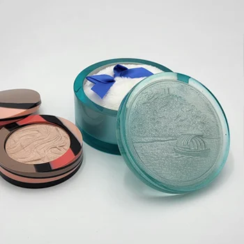 Produzione prodotti per la cosmesi in resina