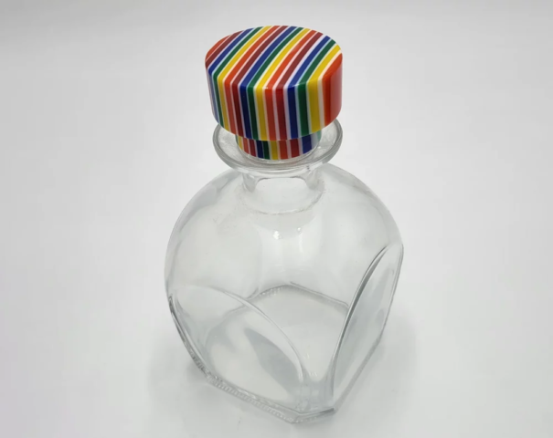 Tappo multicolor a righe