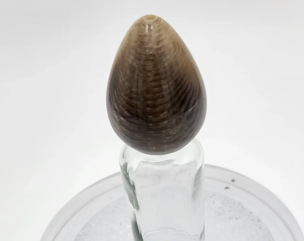 Finitura effetto corno naturale